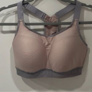 Under Armour sports bra size 
•high support
•adjustable comfortable straps